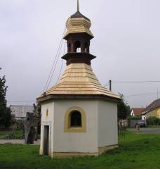 Návesní kaple v Tuněchodech u Stříbra