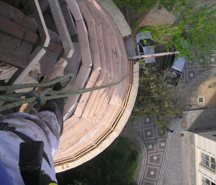 Pokračující opravy fortifikačního systému